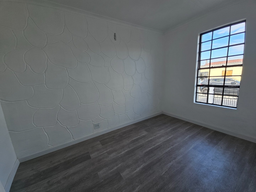 3 Bedroom Property for Sale in Eastridge Western Cape